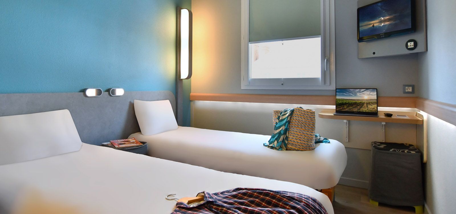 Chambre 2 lits simples hôtel Cholet